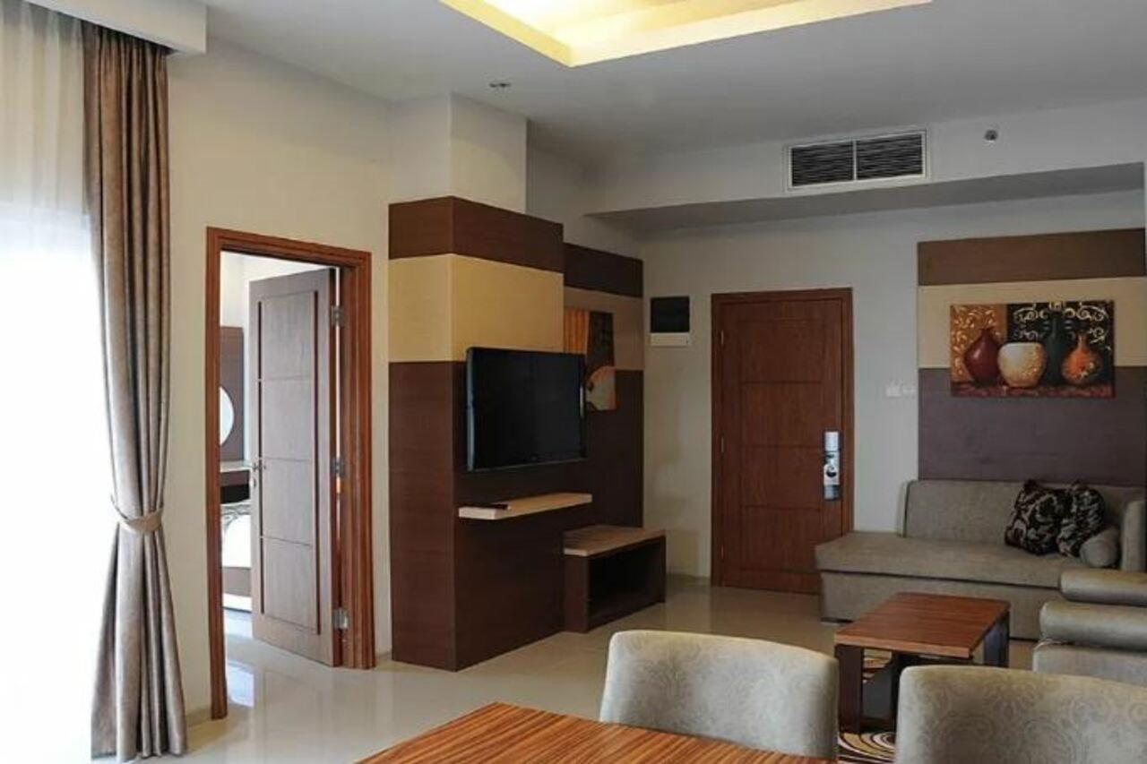 Lorin New Kuta Hotel Pecatu  Exterior photo