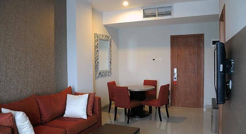 Lorin New Kuta Hotel Pecatu  Exterior photo