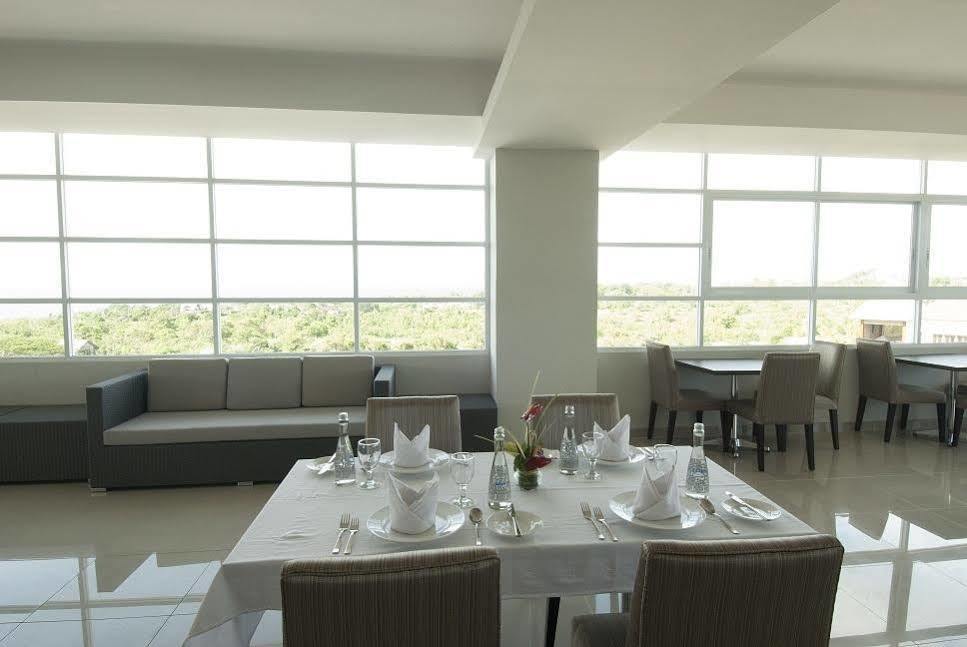 Lorin New Kuta Hotel Pecatu  Exterior photo